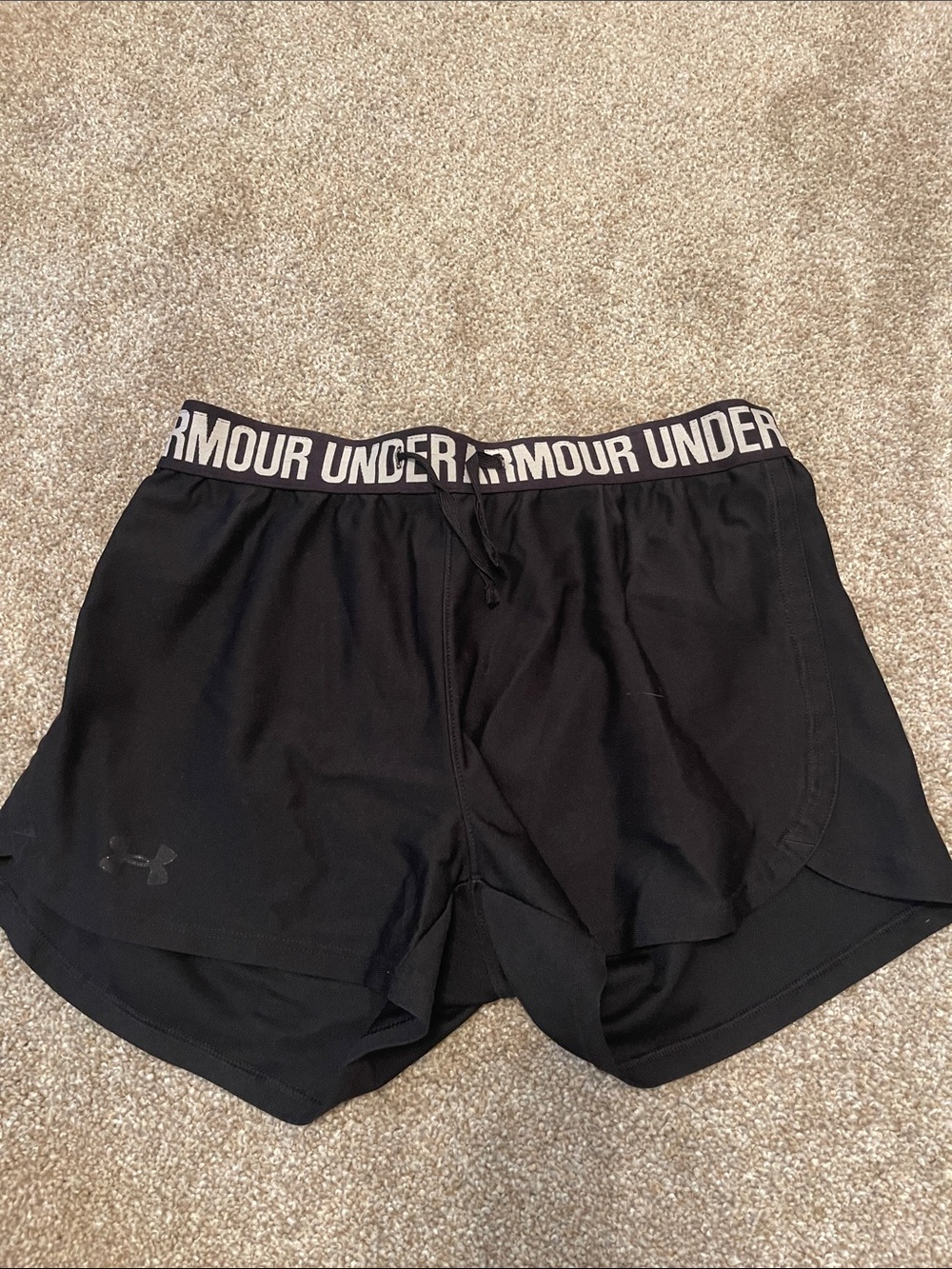 Under Armour Women’s Black Logo Elastic-Waist Athletic Shorts